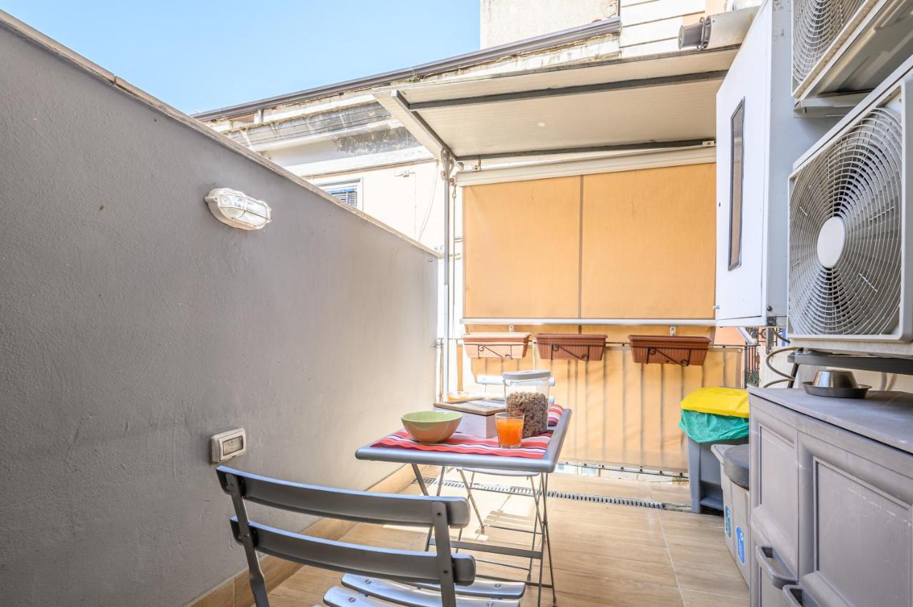 Vespa Apartment نابولي المظهر الخارجي الصورة